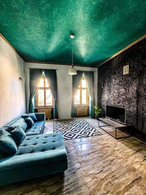 티미쇼아라 Cozy & Charming Apt. Downtown 아파트 외부 사진
